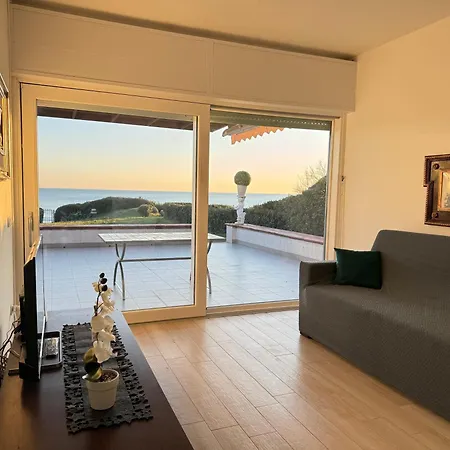 Perla Del Mare * كاستيغليون ديلا بيسكايا